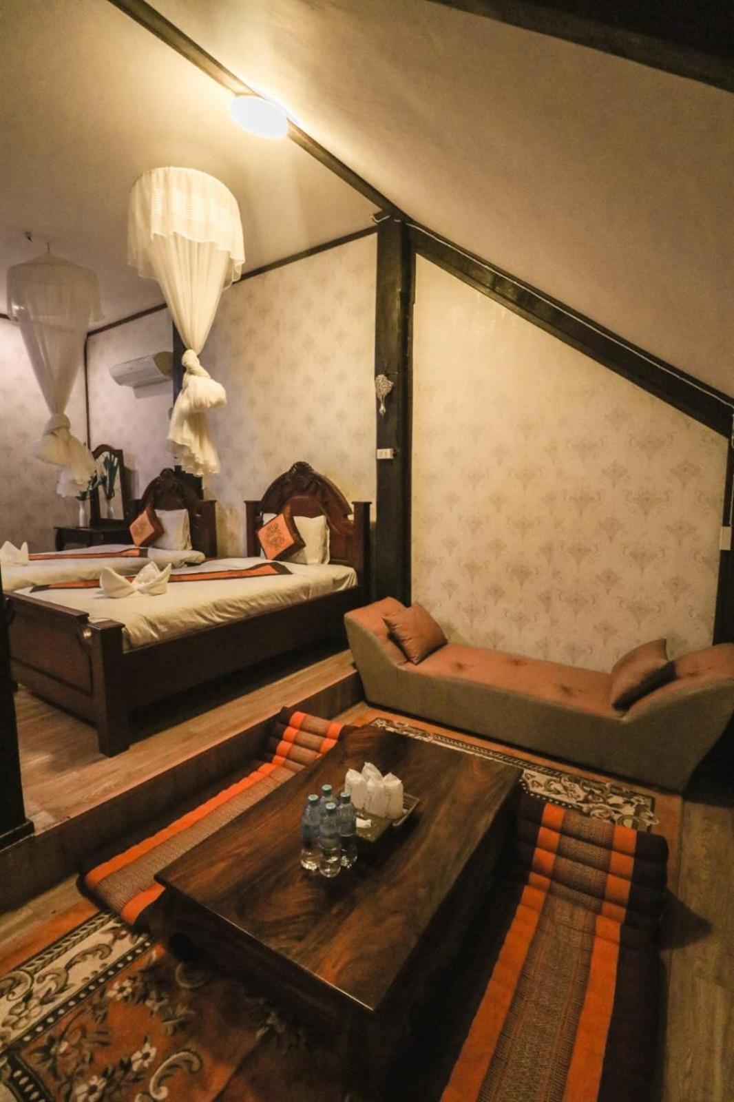 Ananta Hotel Luangprabang Εξωτερικό φωτογραφία